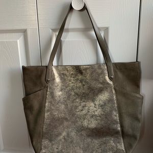 Stella & Dot Bleecker Metallic Vegan Leather tote
